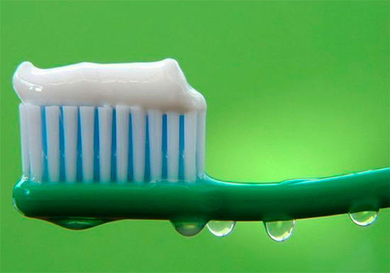 Incluso si se cepilla los dientes con el cepillo dental de otra persona, no se infecta con él.