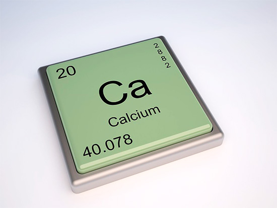L'élément chimique calcium joue un rôle important dans la formation des os et des dents chez l'homme.
