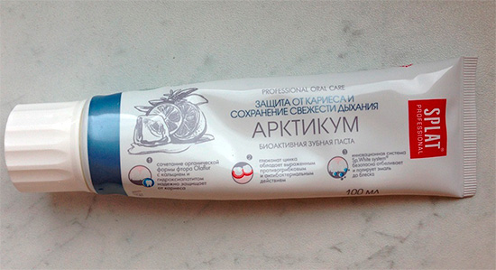 Dentifricio Splat Arktikum ti consente di mantenere il tuo alito fresco a lungo.