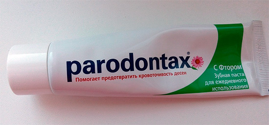 ยาสีฟัน Paradontak ด้วยฟลูออไรด์
