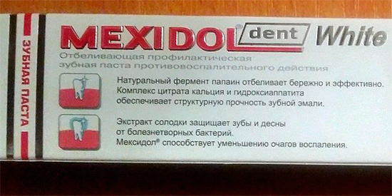 Mexidol Dent White ist als bleichende prophylaktische entzündungshemmende Zahnpasta positioniert.