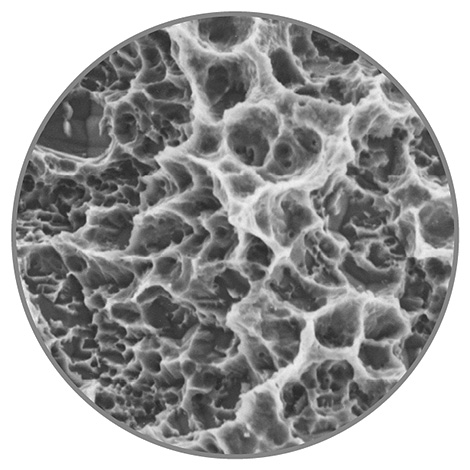 Y así es como se ve bajo un microscopio la superficie de un implante dental de titanio XiVE ...